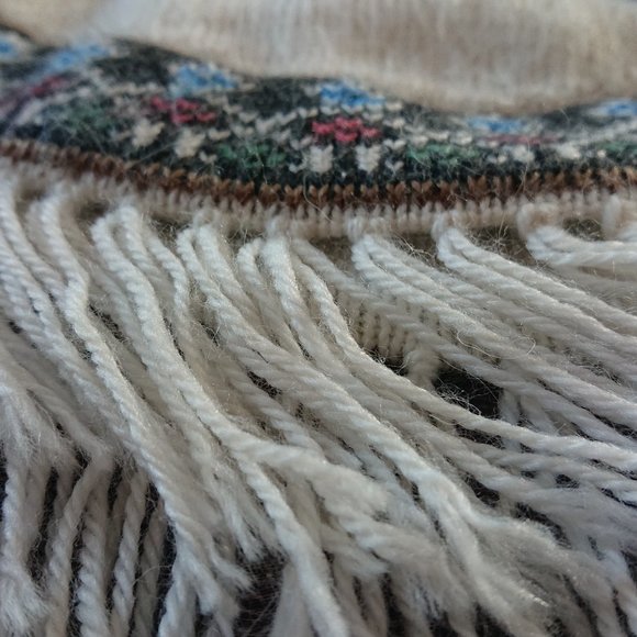 [NWOT] 100% Alpaca Wool Handcrafted Sweater - Picture 4 of 7